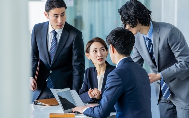 「自社にあるデータを活用したDX」を計画するにあたり具体的なイメージができず、一歩目が踏み出せない